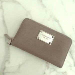 Michael Kors grey small zip wallet